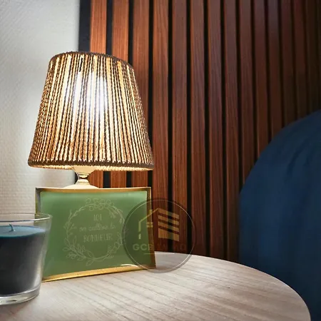 Le Berthelot T2 With Free Parking דירה